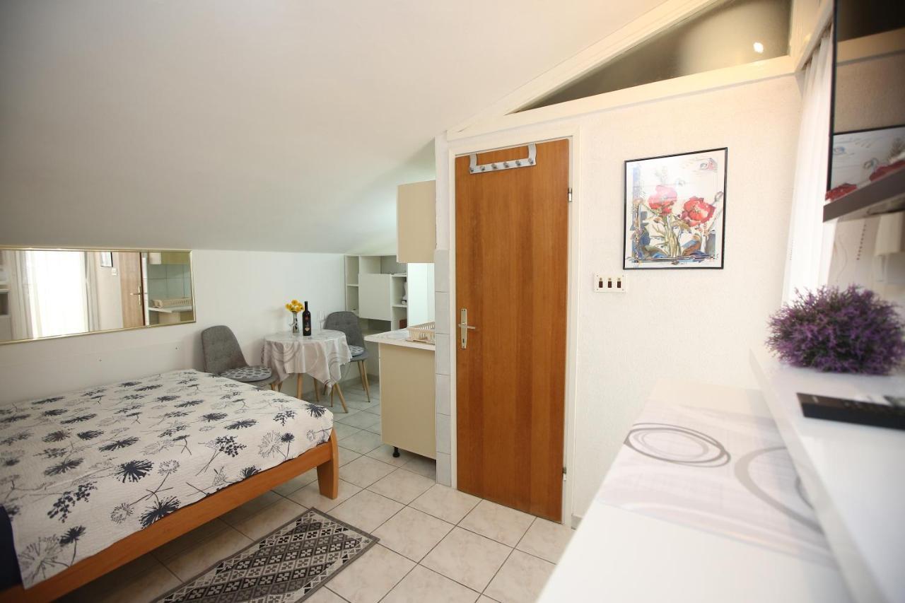 Stela Apartments Zablace Exterior photo